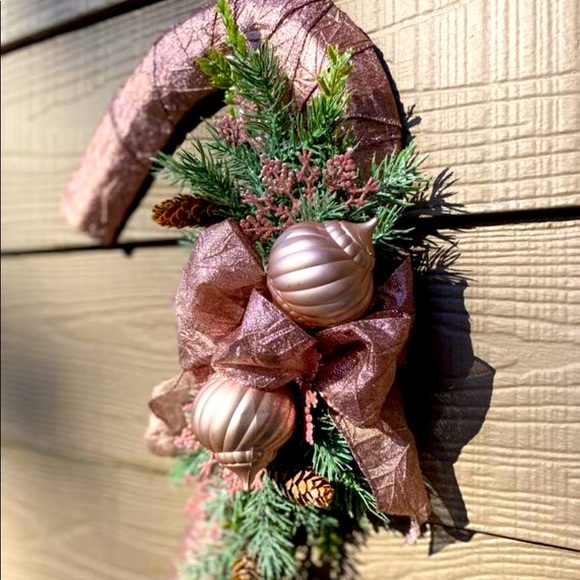 Pink Christmas Wreath Peppermint form - Picture 3 of 3